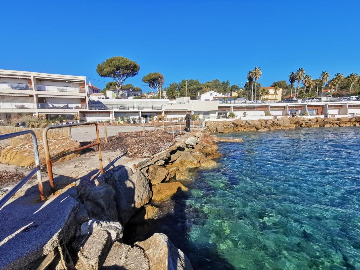 Les pieds dans l'eau Plage Saint-Jean La Ciotat Extérieur photo